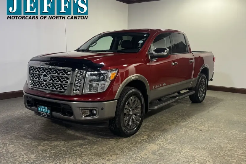 2019 Nissan Titan S photo 1