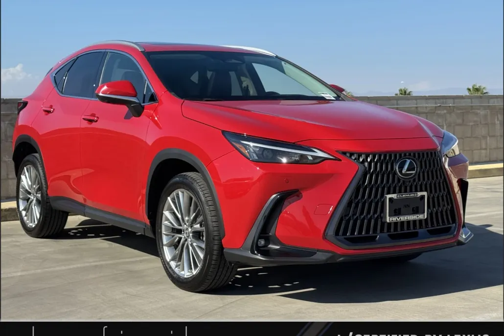 2022 Lexus NX 350h Luxury photo 1