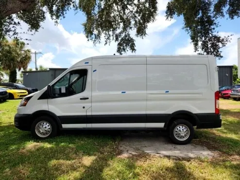 2023 Ford Transit photo 4
