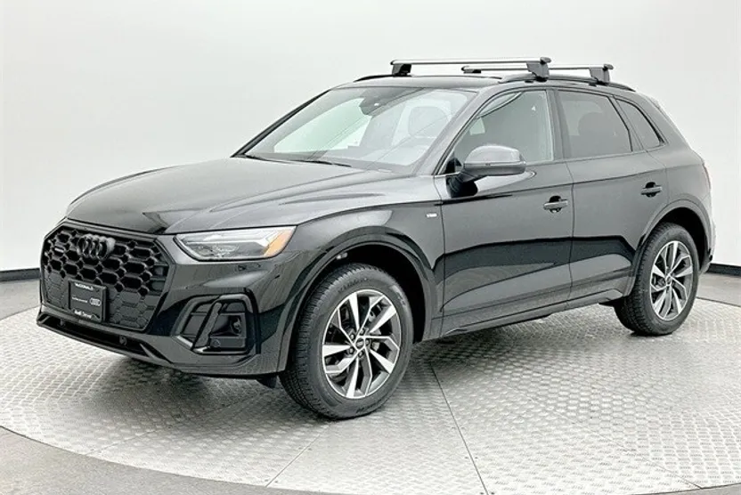 2024 Audi Q5 45 S line Premium photo 1