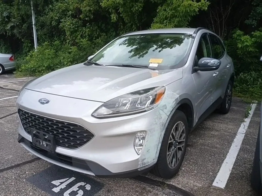 2020 Ford Escape SEL photo 1