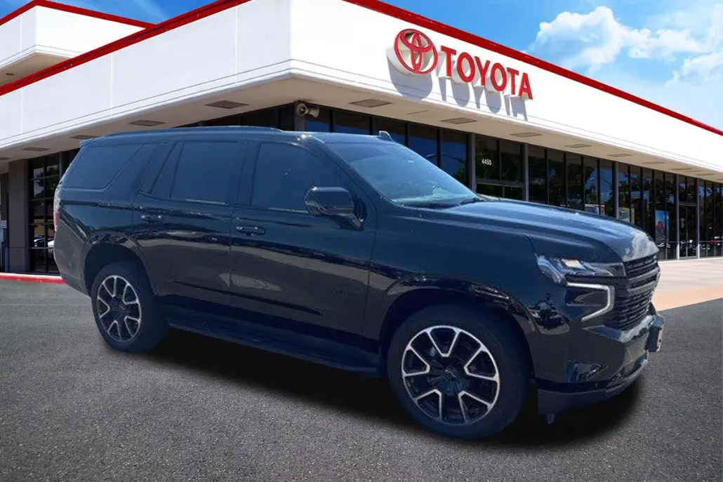 2023 Chevrolet Tahoe RST photo 1