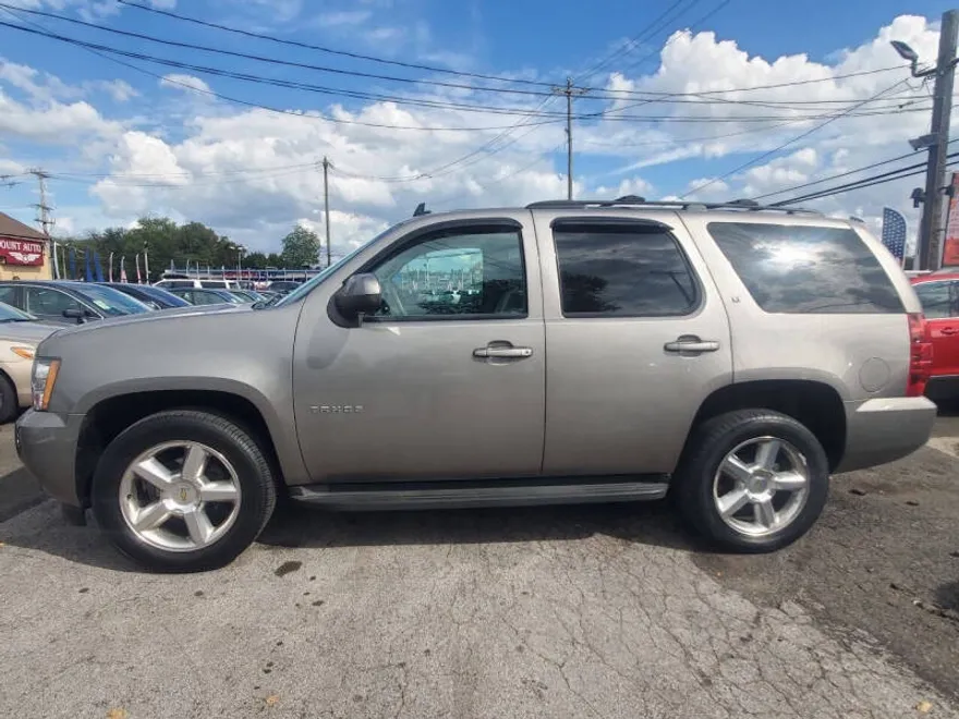 2012 Chevrolet Tahoe LT photo 1