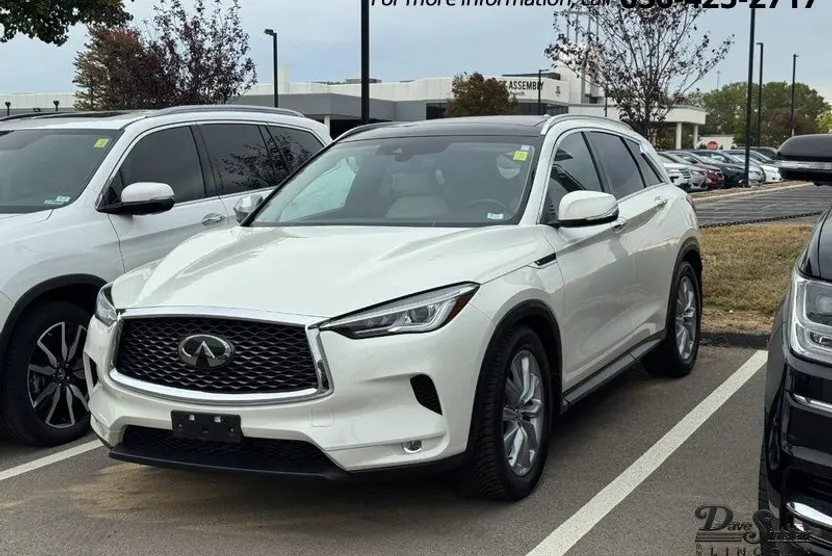 2021 Infiniti QX50 Luxe AWD photo 1