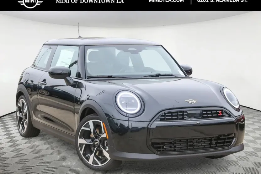 2026 Mini Cooper 2 Door Hardtop S Iconic photo 1