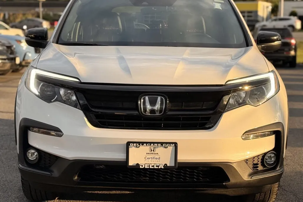 2022 Honda Pilot TrailSport photo 1