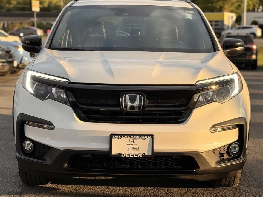 2022 Honda Pilot TrailSport photo 1