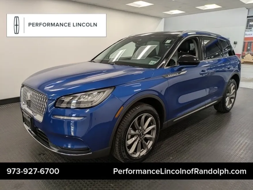 2021 Lincoln Corsair Standard photo 1