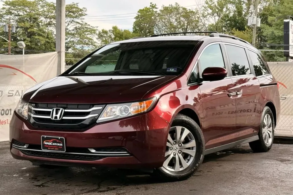 2017 Honda Odyssey EX-L photo 1