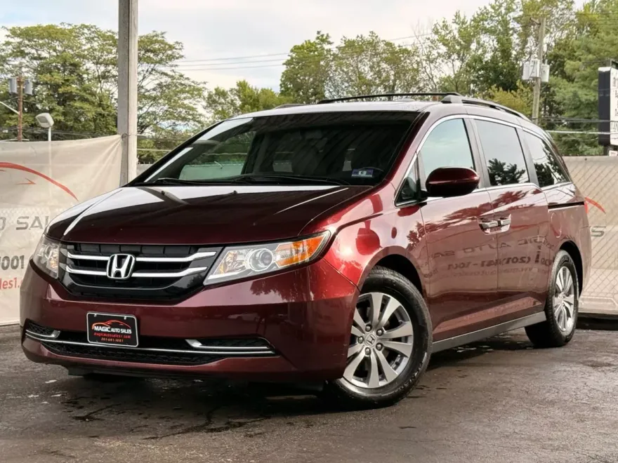 2017 Honda Odyssey EX-L photo 1