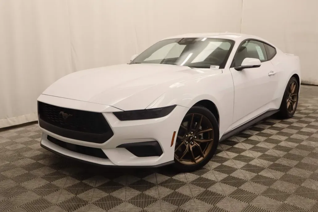 2025 Ford Mustang EcoBoost Premium photo 1