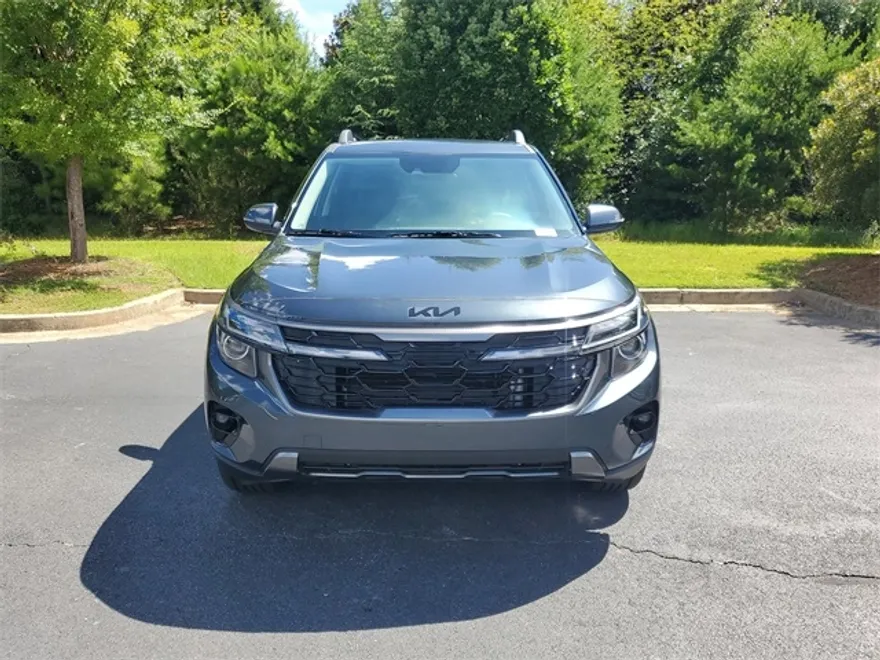 2025 Kia Seltos X-Line photo 1