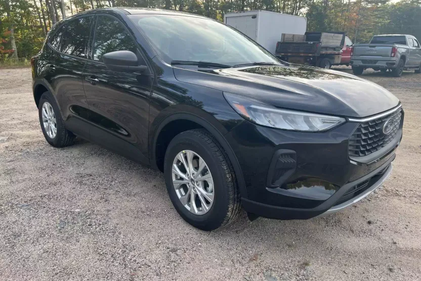 2025 Ford Escape Active photo 1