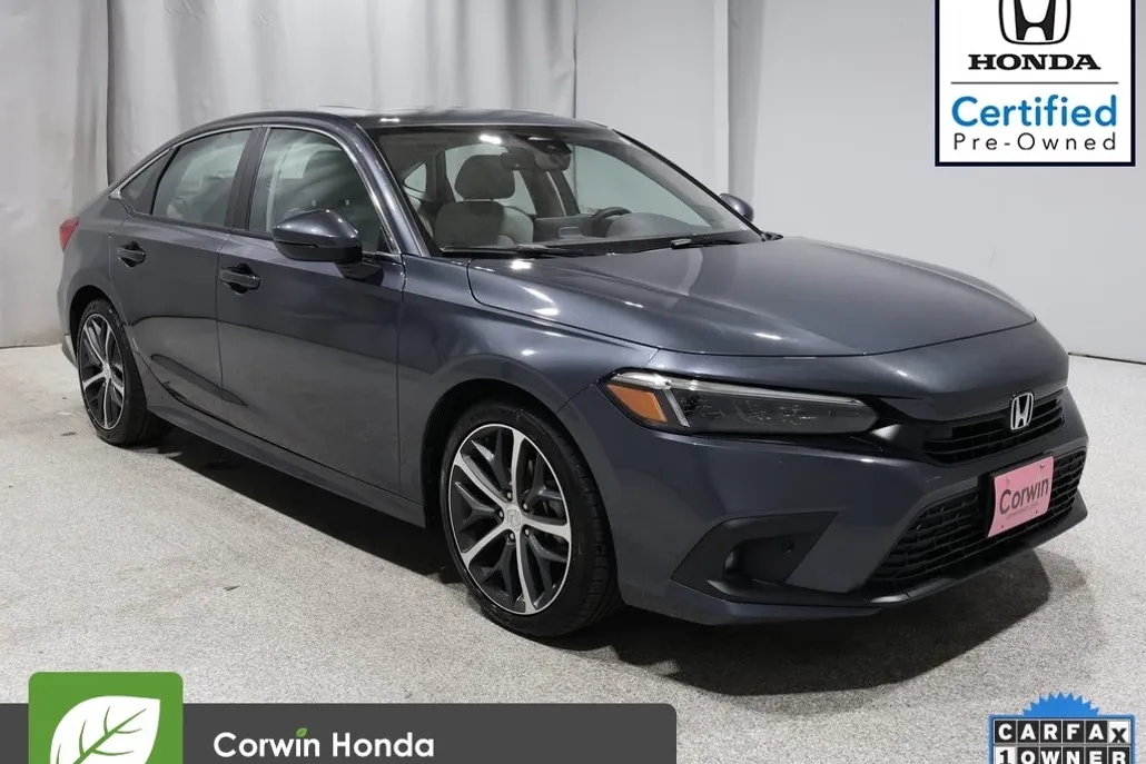 2024 Honda Civic Touring photo 1