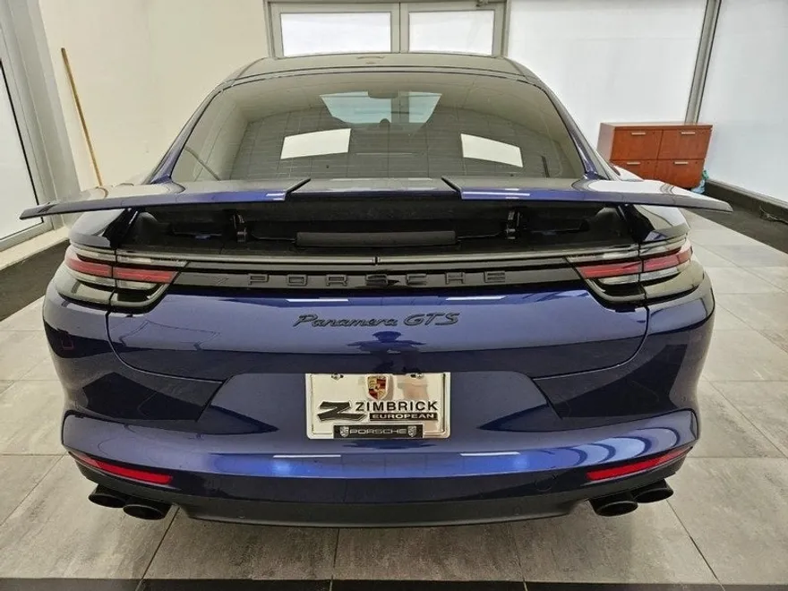 2020 Porsche Panamera GTS photo 6