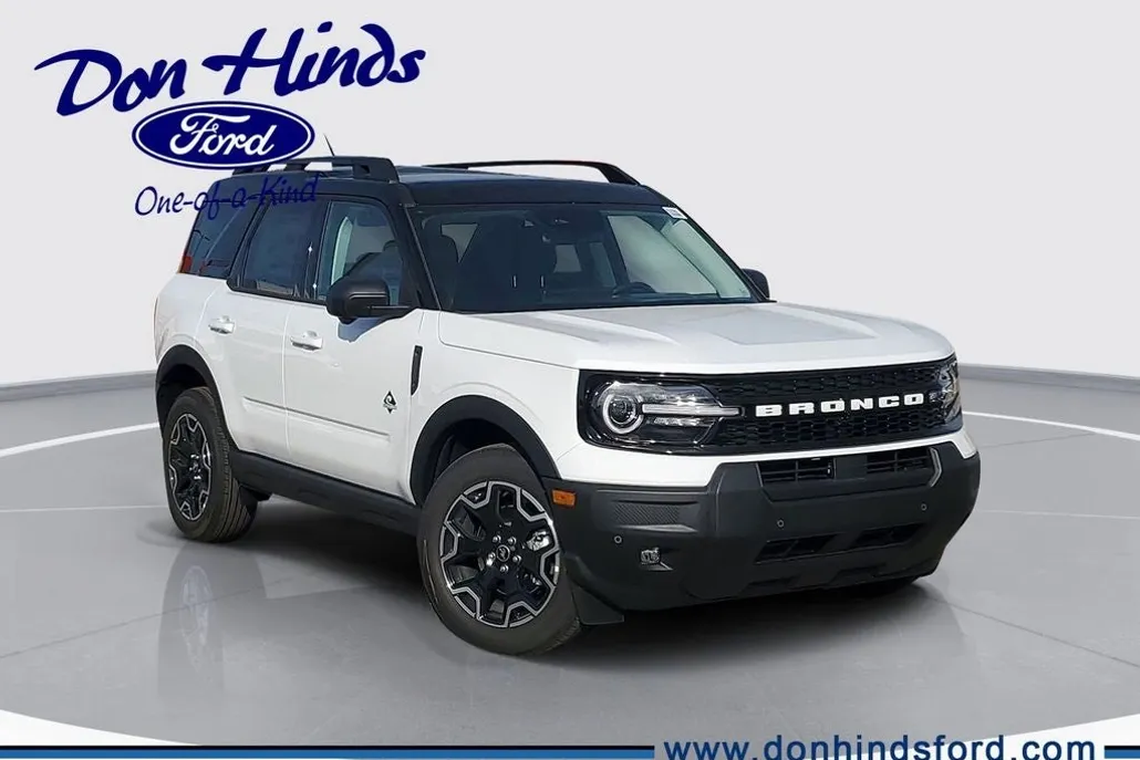 2025 Ford Bronco Sport Outer Banks photo 1