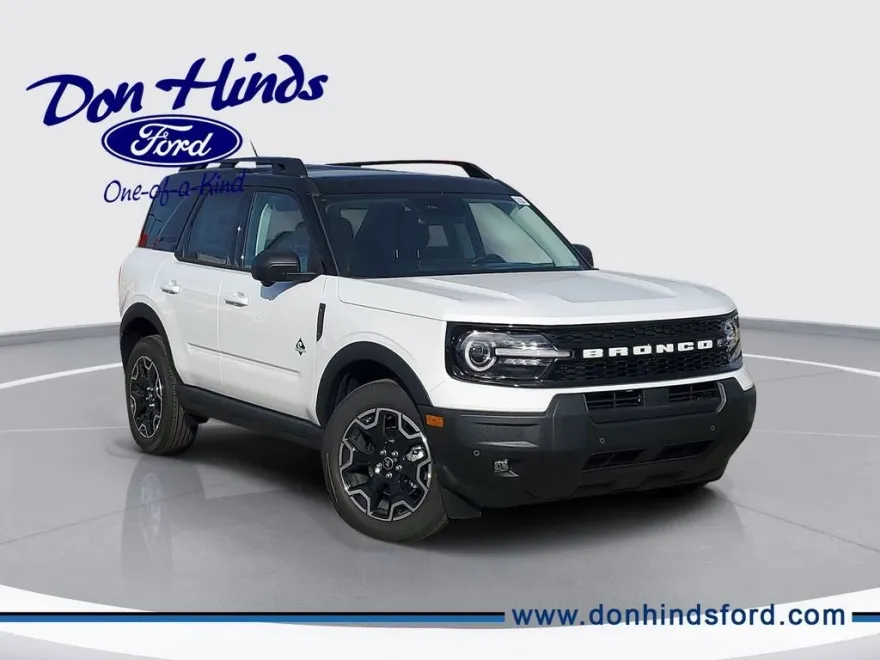 2025 Ford Bronco Sport Outer Banks photo 1