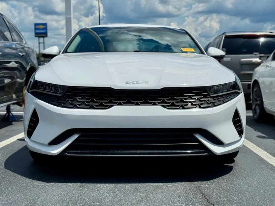 2024 Kia K5 LXS photo 1
