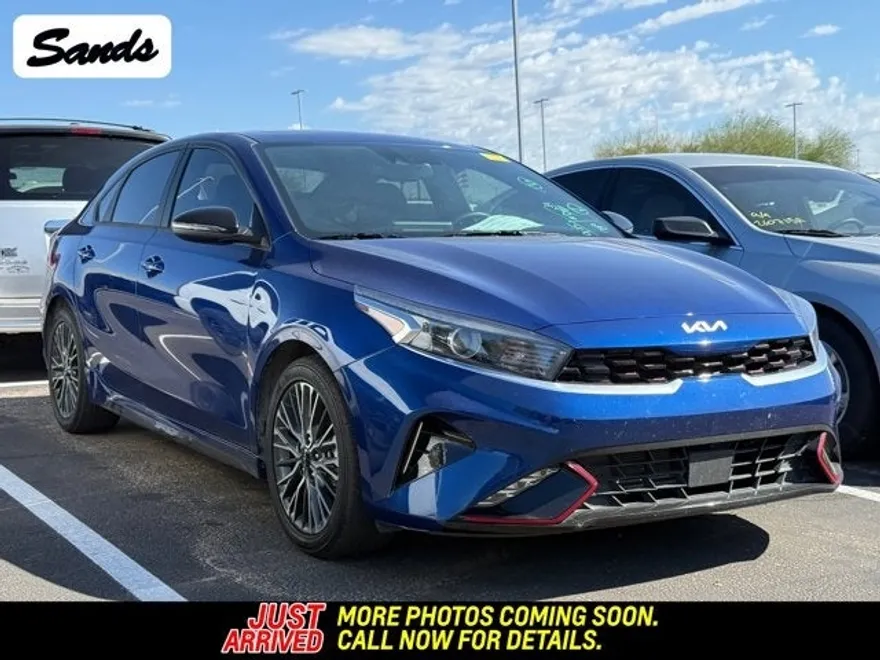 2024 Kia Forte GT-Line photo 1