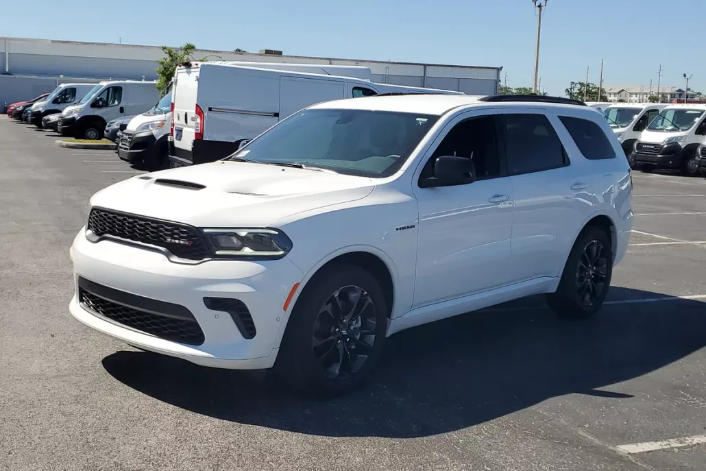 2025 Dodge Durango R/T photo 1