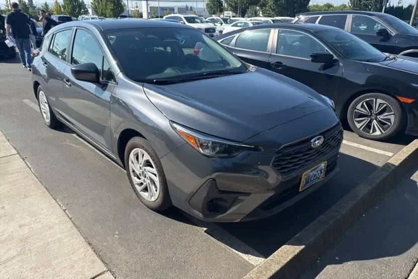 2024 Subaru Impreza Base photo 1
