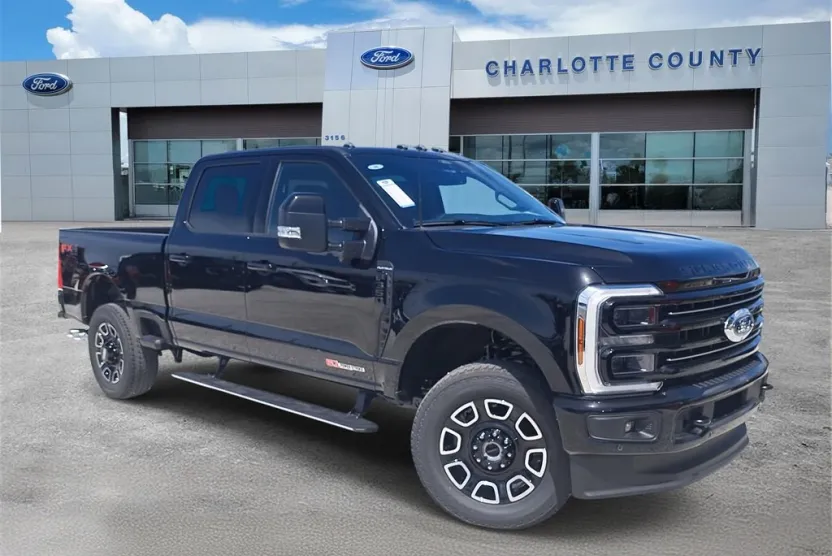 2025 Ford F-350 Platinum photo 1