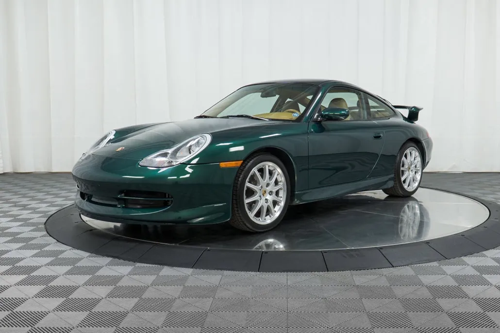 2000 Porsche 911 4 photo 1