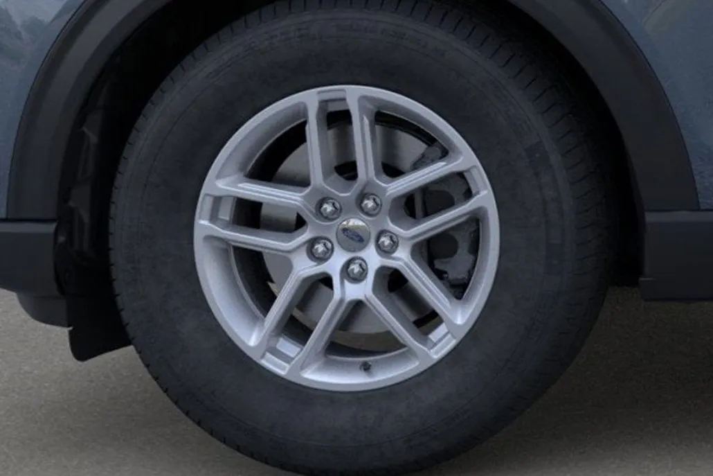 2025 Ford Explorer photo 1