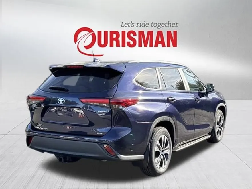 2023 Toyota Highlander Hybrid XLE photo 1