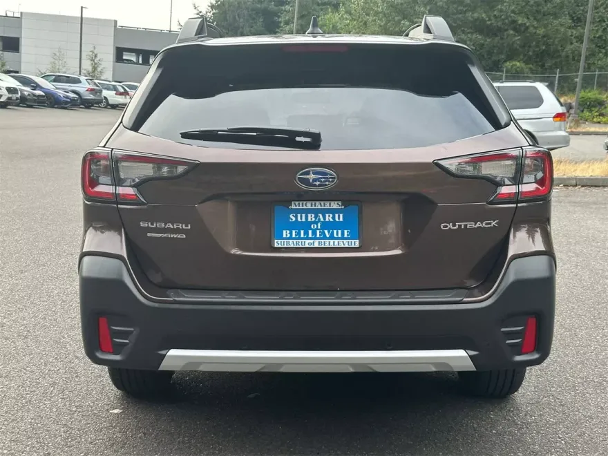 2021 Subaru Outback Limited photo 1