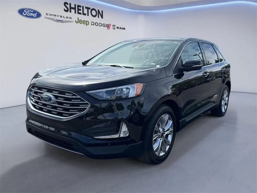 2024 Ford Edge Titanium photo 1