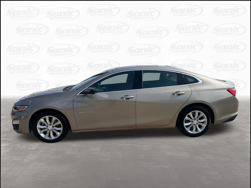 2023 Chevrolet Malibu 1LT photo 1