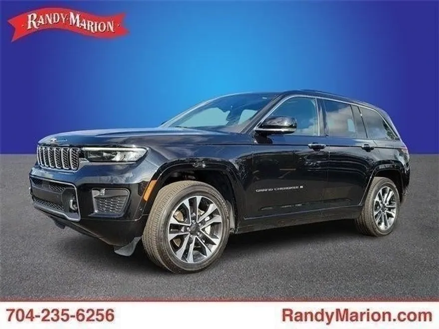 2022 Jeep Grand Cherokee Overland photo 1