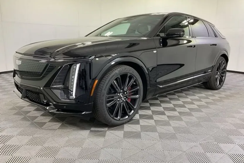2026 Cadillac Lyriq photo 1