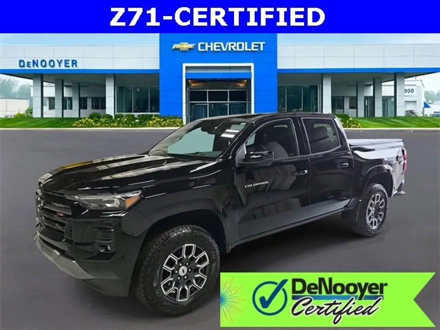 2023 Chevrolet Colorado Z71 photo 1