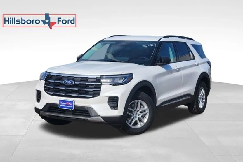 2025 Ford Explorer photo 1