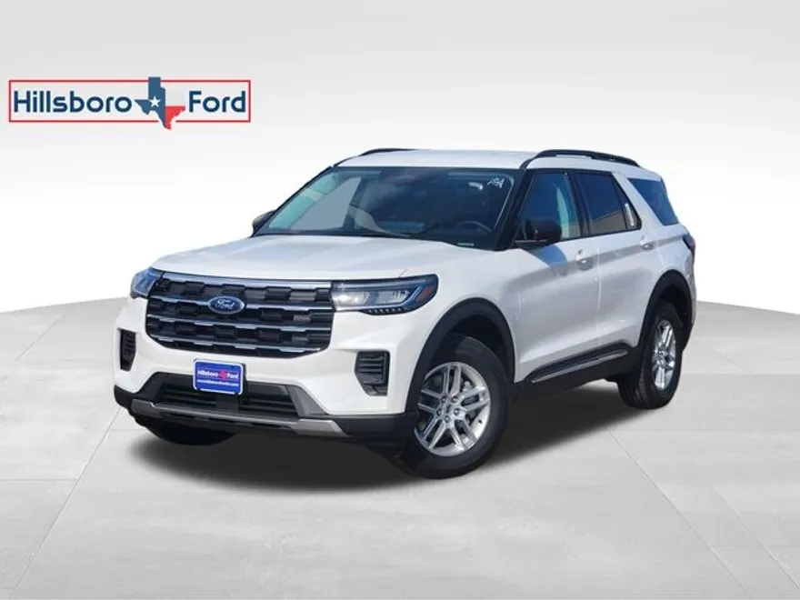 2025 Ford Explorer photo 1