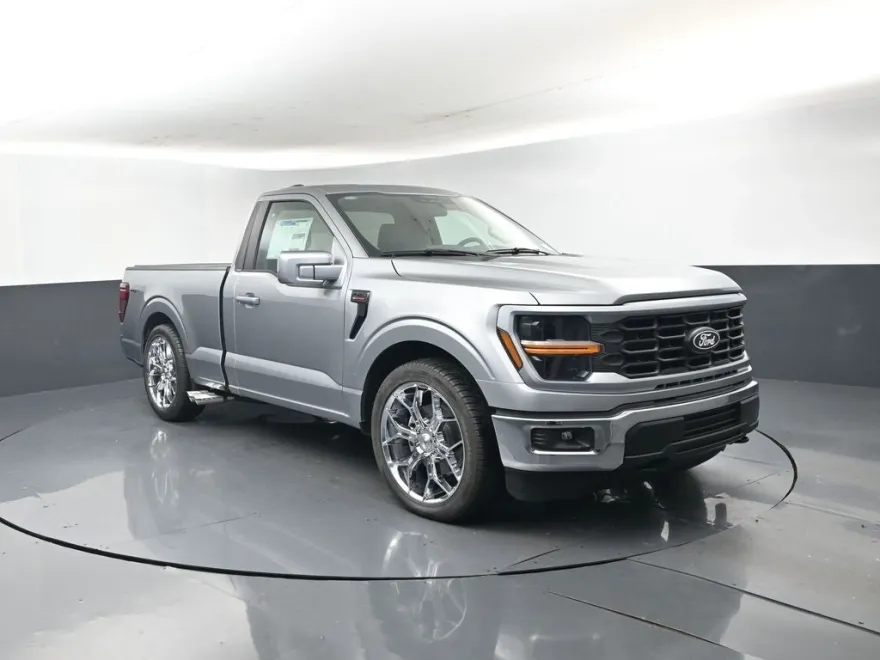 2025 Ford F-150 XL photo 1