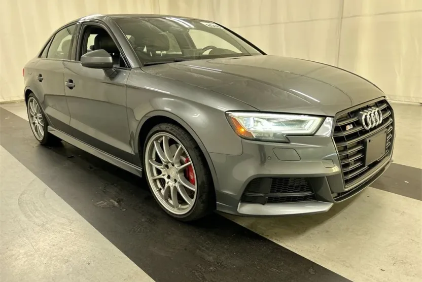 2018 Audi S3 Premium Plus photo 1