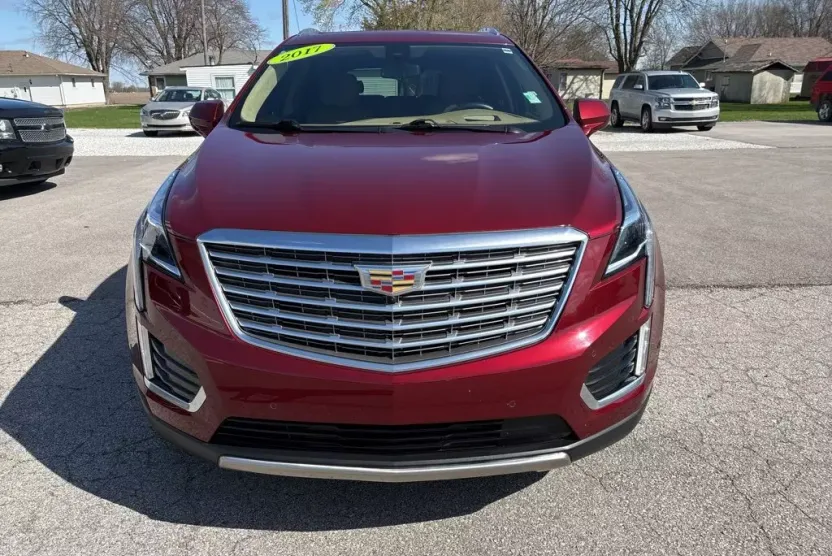 2017 Cadillac XT5 Platinum photo 1