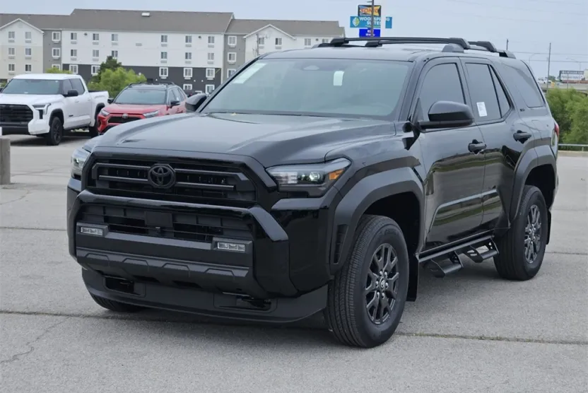 2025 Toyota 4Runner SR5 photo 1