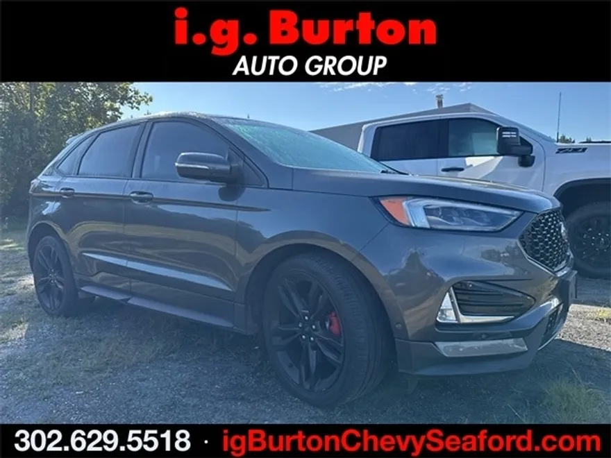 2019 Ford Edge ST photo 1
