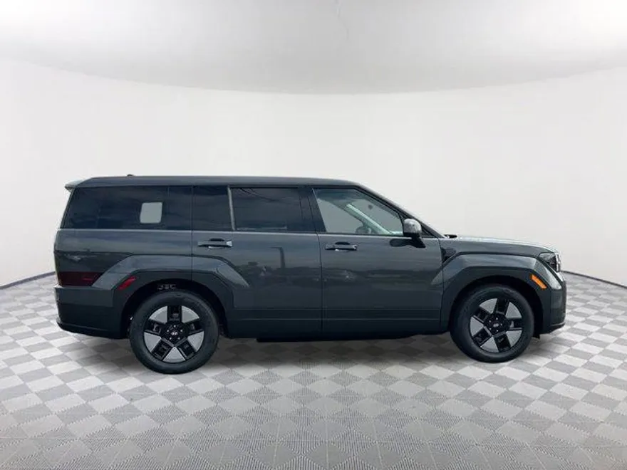 2026 Hyundai Santa Fe SE photo 1