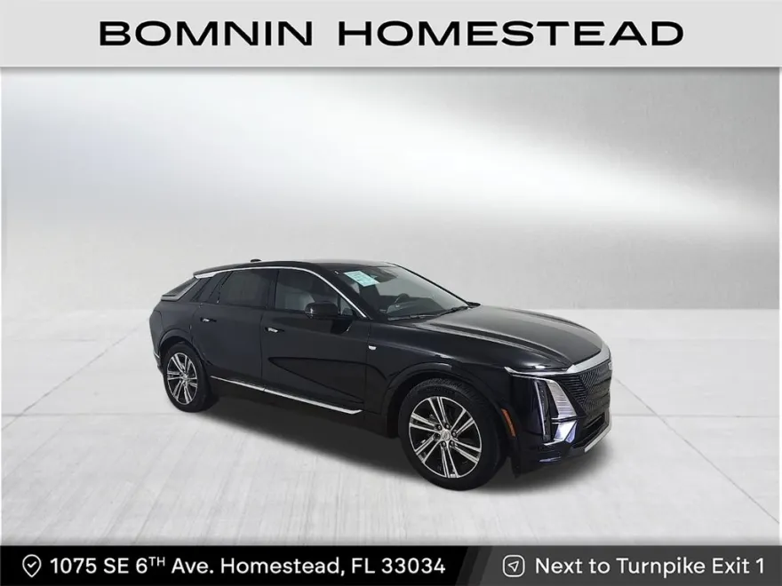 2024 Cadillac Lyriq Luxury photo 1