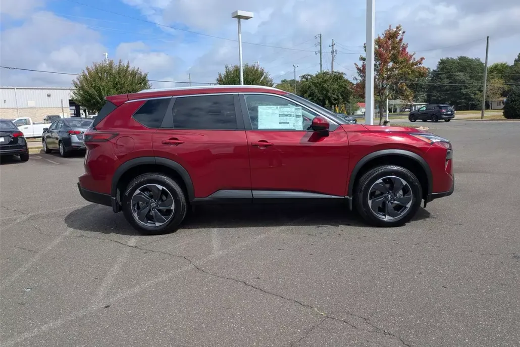2026 Nissan Rogue SV photo 1
