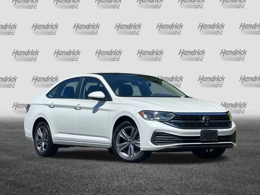 2023 Volkswagen Jetta SE photo 1