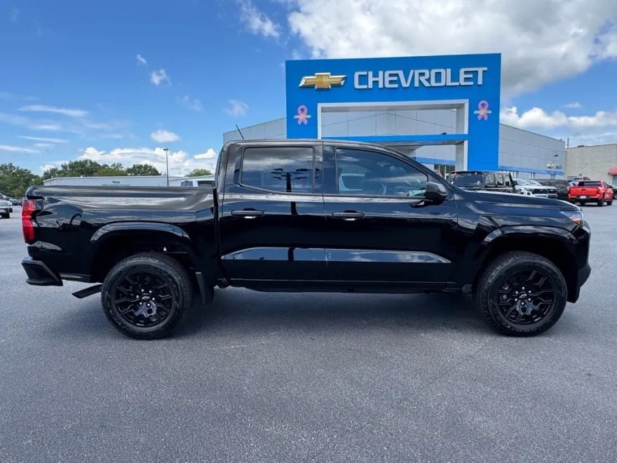 2026 Chevrolet Colorado Work Truck photo 1