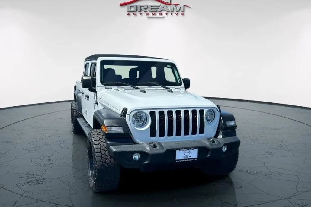 2020 Jeep Gladiator Sport S photo 1
