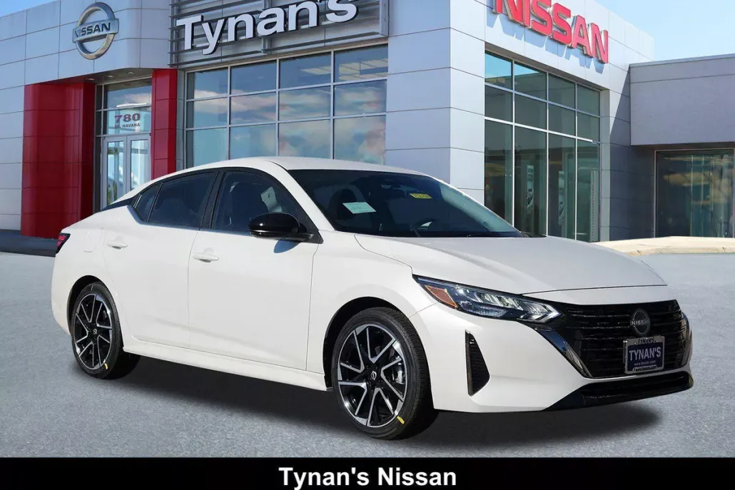 2025 Nissan Sentra SR photo 1