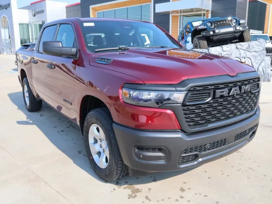 2025 Ram 1500 Tradesman photo 1